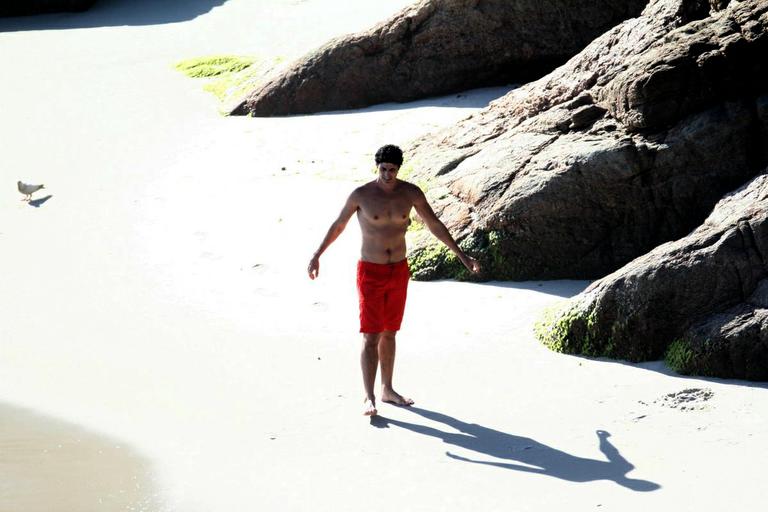 Reynaldo Gianecchini em praia no Rio de Janeiro