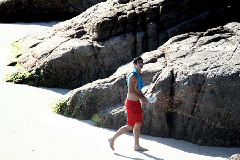 Reynaldo Gianecchini em praia no Rio de Janeiro