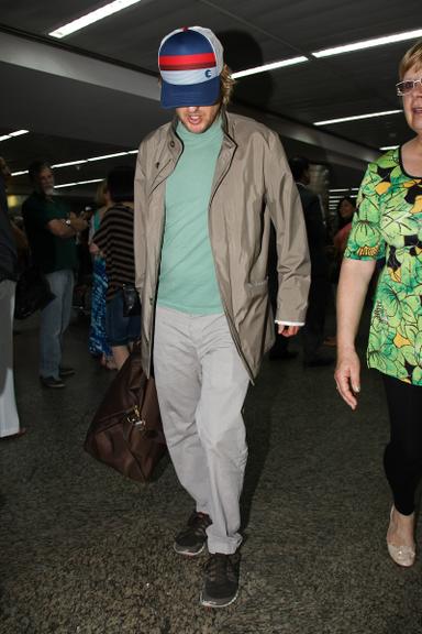 Owen Wilson desembarcando em São Paulo