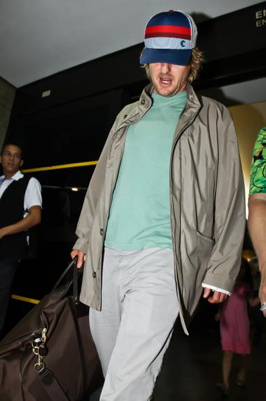 Owen Wilson desembarcando em São Paulo