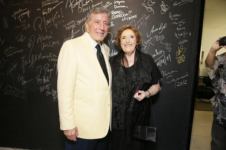 Tony Bennett e Aparecida de Souza, mãe de Ana Carolina