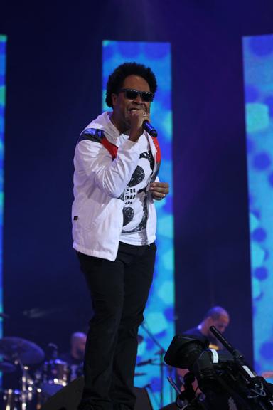 Thalles canta no Festival Promessas