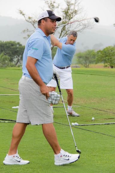 Ronaldo participa de jogo beneficente de golfe no interior de São Paulo