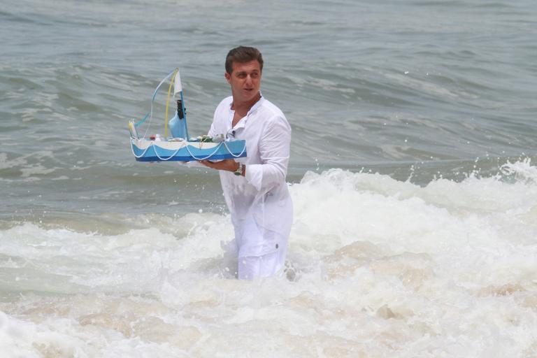 Luciano Huck grava especial de fim de ano no Rio de Janeiro