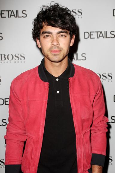 Joe Jonas gosta de malhar pesado antes de cada show