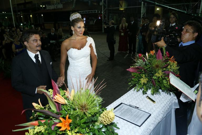 Casamento de Ângela Bismarchi e Wagner Moraes