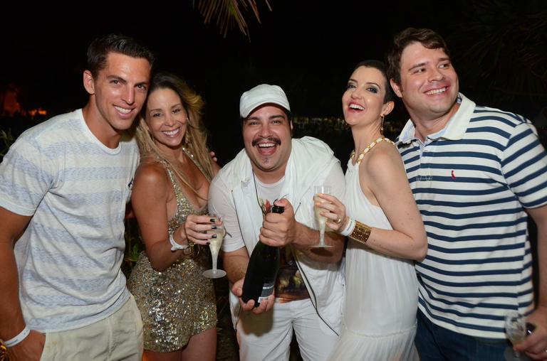 Amaury, Danielle Winits, Tiago Abravanel, Larissa Maciel e André Surkamp