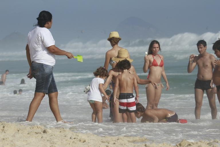 Flávia Alessandra e Olívia