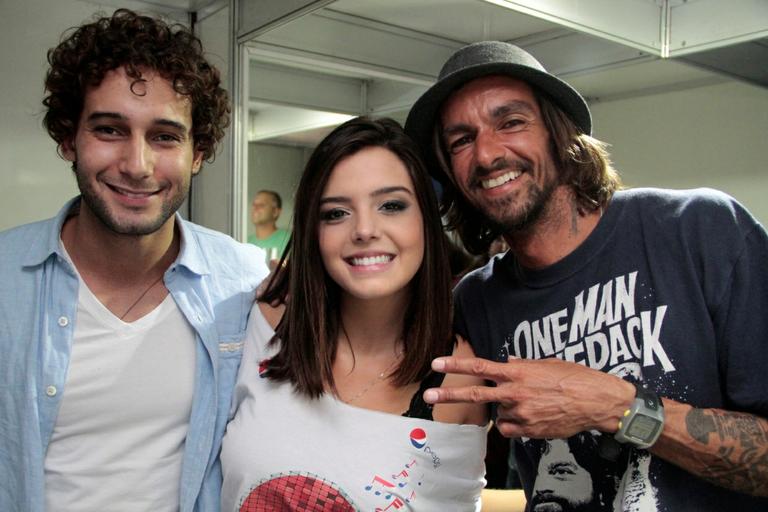 Rafael Almeida, Giovanna Lancellotti e Armandinho