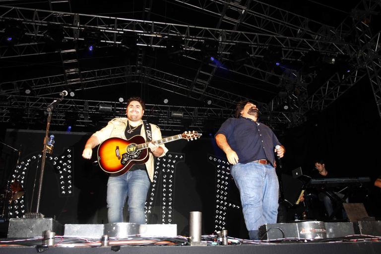 César Menotti & Fabiano fazem show em São Paulo