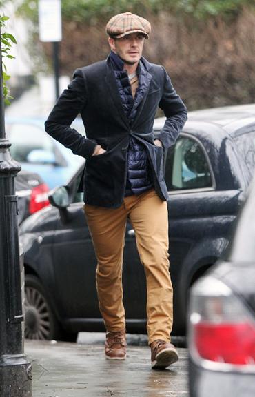 David Beckham mostra estilo ao passear por Londres, na Inglaterra