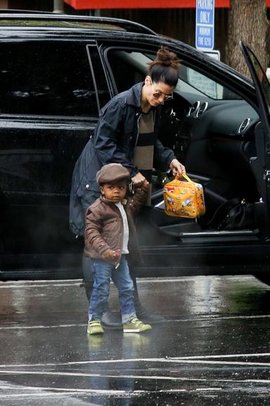 Sandra Bullock e seu pequeno e simpático Louis