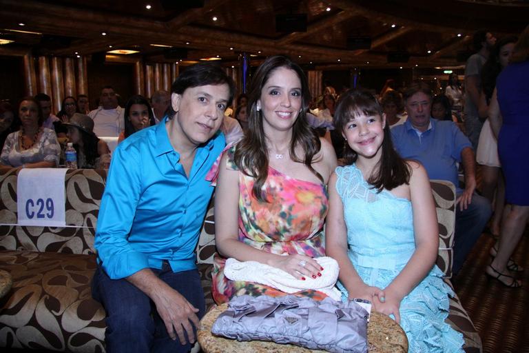 Tom Cavalcante, Patrícia Lamounier e Maria Antonia