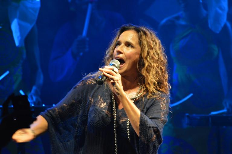 Daniela Mercury agita ensaio do Cortejo Afro em Salvador