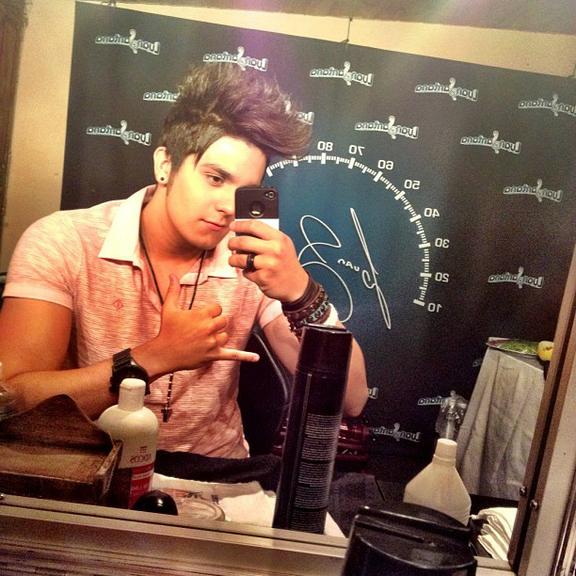 Luan Santana - @luansantana