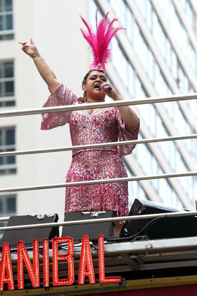 Preta Gil canta no Bloco da Preta, no Rio de Janeiro