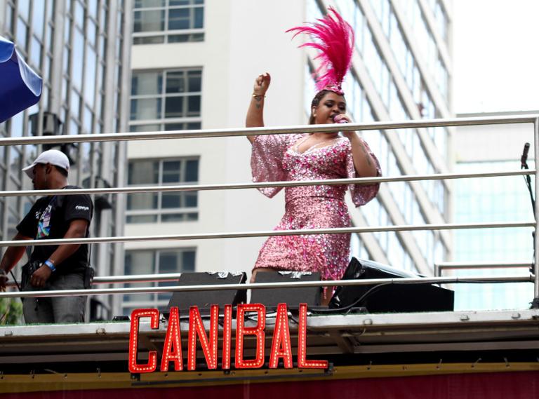 Preta Gil canta no Bloco da Preta, no Rio de Janeiro