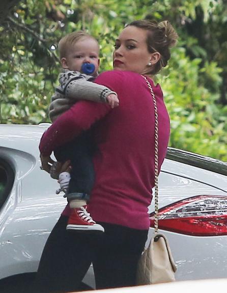 Hilary Duff e seu pequeno Luca Cruz