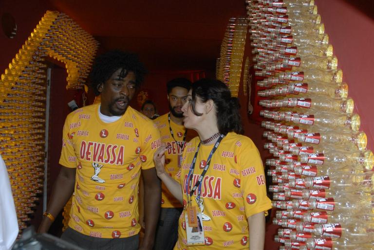 Seu Jorge e Paula Lavigne