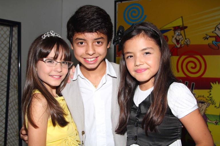 Larissa Manoela, Gustavo Daneluz e Stefany Vaz