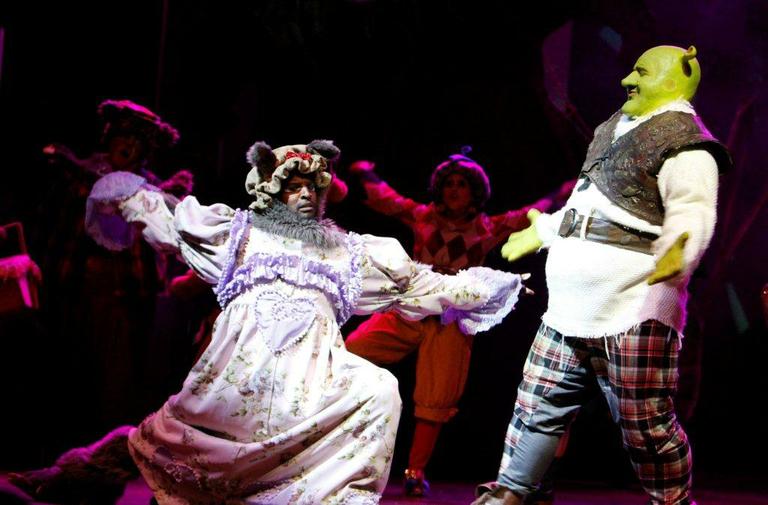 Cenas de 'Shrek - O Musical'