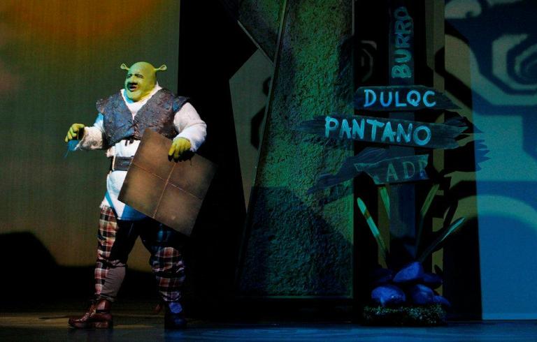 Cenas de 'Shrek - O Musical'