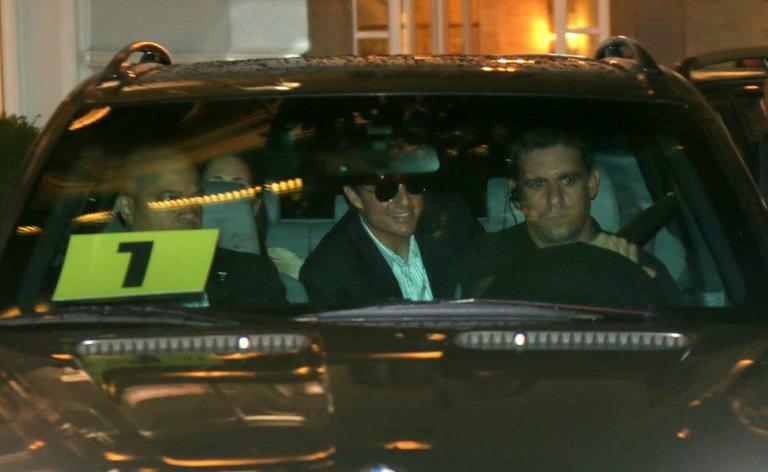 Tom Cruise janta em churrascaria no Rio de Janeiro