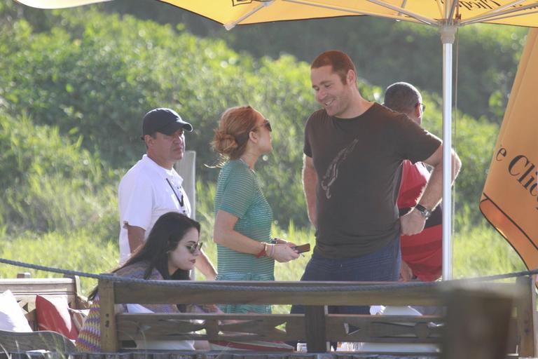 Lindsay Lohan em praia de Florianópolis