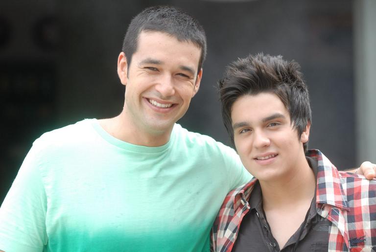 Sérgio Marone e Luan Santana em 'Morde e Assopra'