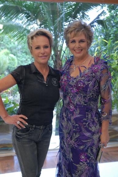 Clô (Irene Ravache) no 'Mais Você' com Ana Maria Braga