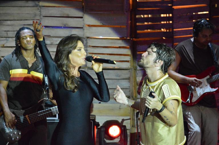 Ivete Sangalo grava participação na gravação do DVD de Saulo Fernandes