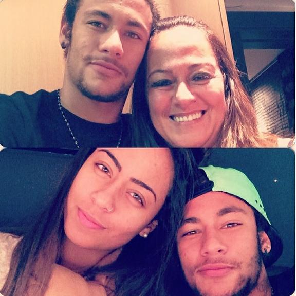 Neymar é o rei das selfies no Instagram: veja o jogador com amigos