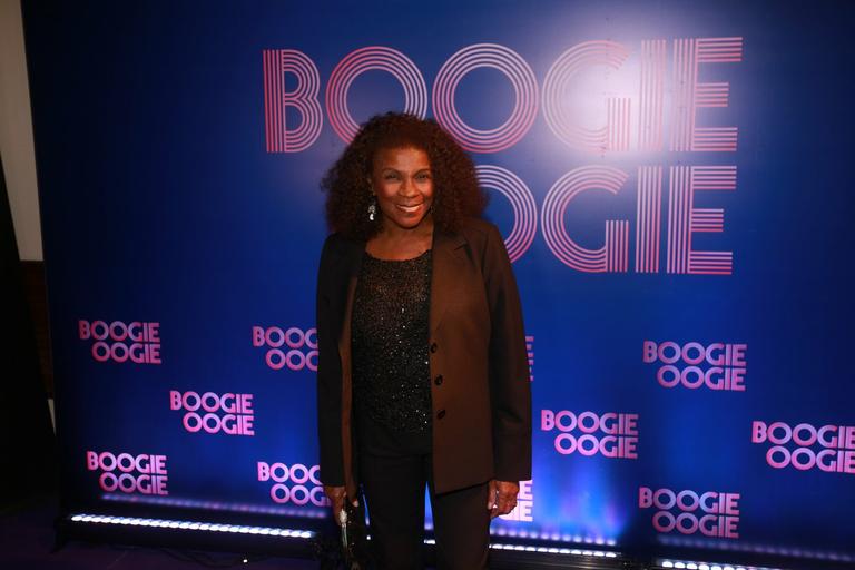 Famosos vão à festa de lançamento de Boogie Oogie