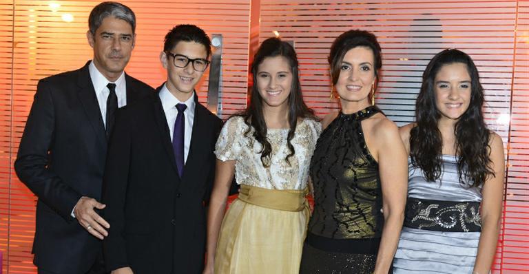 Fátima Bernardes, William Bonner e os filhos trigêmeos