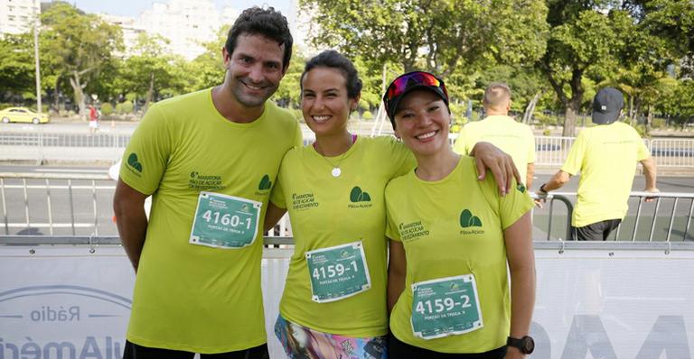 Iran Malfitano, Úrsula Corona e mais atores participam de maratona no Rio 