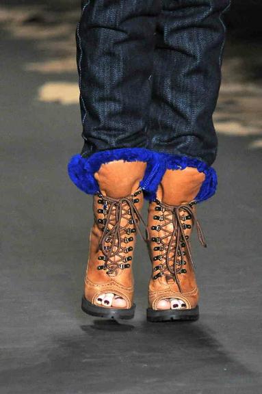 Sapatos Fashion Week 03-11