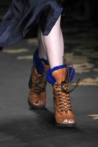 Sapatos Fashion Week 03-11