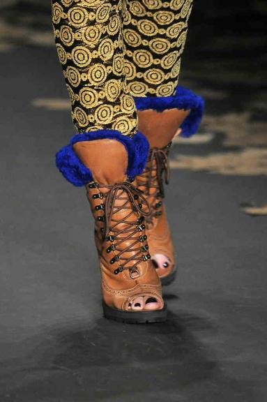 Sapatos Fashion Week 03-11