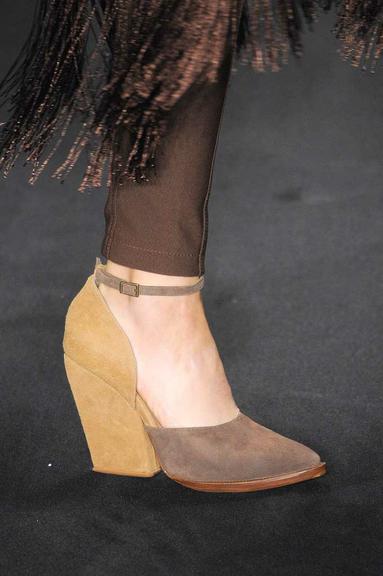 Sapatos Fashion Week 03-11