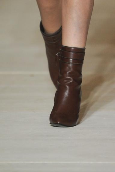 Sapatos Fashion Week 04-11