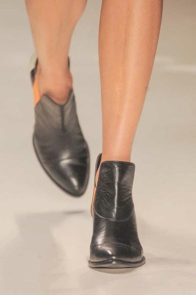 Sapatos Fashion Week 06-11