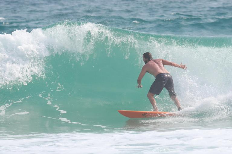 Vladimir Brichta na praia 