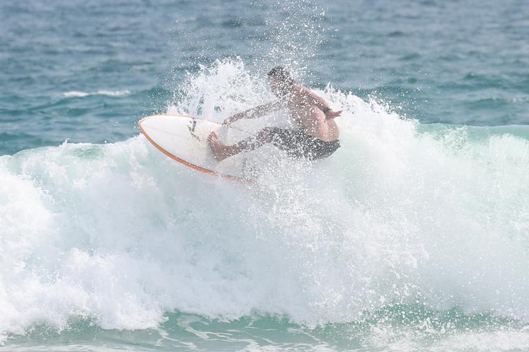 Vladimir Brichta na praia 