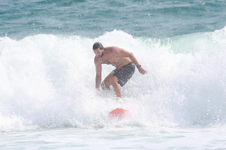 Vladimir Brichta na praia 