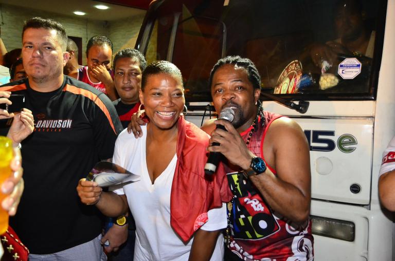 Atriz Queen Latifah participa de ensaio da Salgueiro