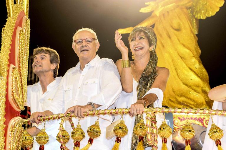 Mocidade Alegre presta homenagem à atriz Marília Pêra