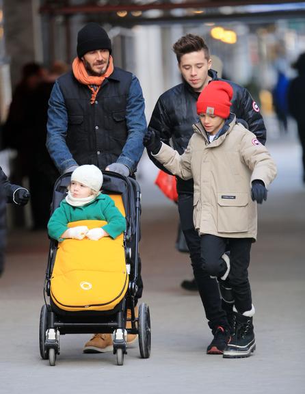 David Beckham passeia com os filhos em Nova York