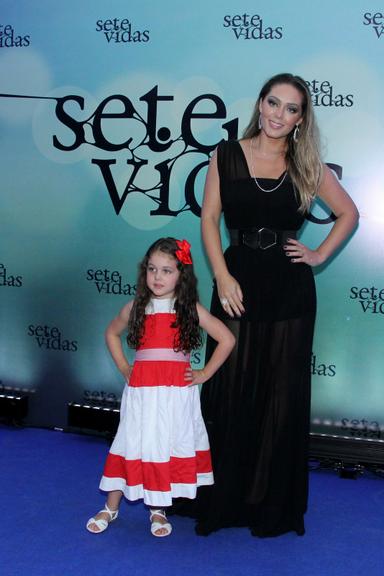 Looks dos famosos na festa da novela 'Sete Vidas'