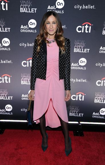 Sarah Jessica Parker: Veja 50 looks da atriz