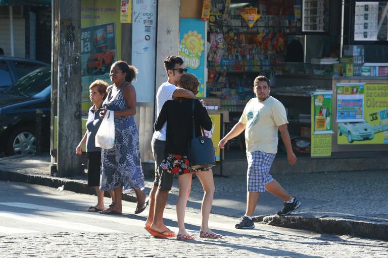 Sophia Abrahão e Sérgio Malheiros: clima de romance